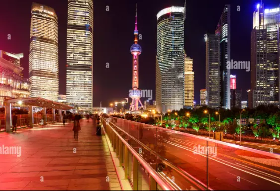 美兰湖欧陆风情小镇婚纱摄影会所到底值不值？我去了三趟，腿都遛